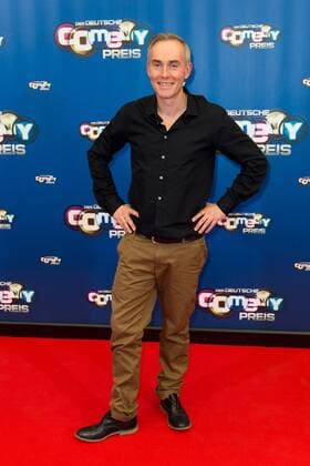 Koeln, Germany 26.10.2016, Deutscher Comedypreis 2016, Johann Koenig auf dem roten Teppich ( DeFodi001