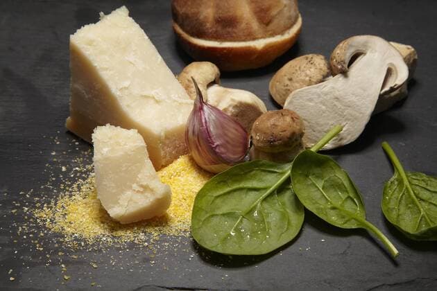 redients for Italian style burger wiith polenta, spinach and porcini  SCF00470