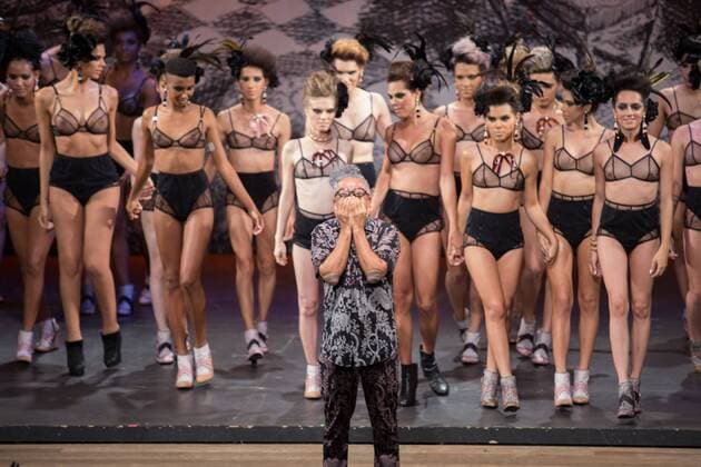 October 26, 2016 - Sao Paulo, Brazil - Model presents creation by Ronaldo Fraga, during the Sao Paulo Fashion Week, winter 2017 edition, this Wednesday , in Sao Paulo, Brazil. The parade was performed by transgender models. Sao Paulo Brazil - ZUMAl146 20161026_zaf_l146_016