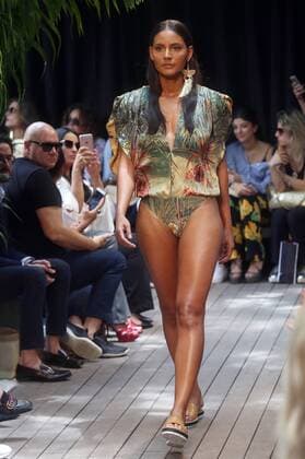 SAO PAULO, Oct. 26, 2016 -- A model presents a creation of Agua de Coco s collection during Sao Paulo Fashion Week in Sao Paulo, Brazil on Oct. 26, 2016. ) (cyc) BRAZIL-SAO PAULO-FASHION WEEK RahelxPatrasso 