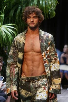 SAO PAULO, Oct. 26, 2016 -- A model presents a creation of Agua de Coco s collection during Sao Paulo Fashion Week in Sao Paulo, Brazil on Oct. 26, 2016. ) (cyc) BRAZIL-SAO PAULO-FASHION WEEK RahelxPatrasso 