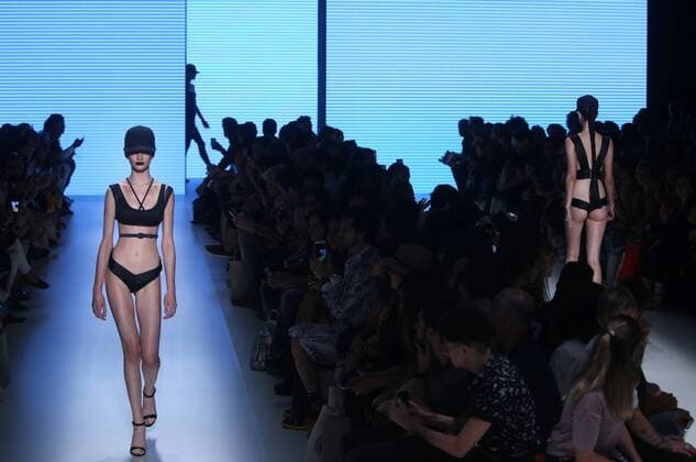 SAO PAULO, Oct. 26, 2016 -- Models present creations of Amir Slama s collection during Sao Paulo Fashion Week in Sao Paulo, Brazil on Oct. 26, 2016. ) (cyc) BRAZIL-SAO PAULO-FASHION WEEK RahelxPatrasso 