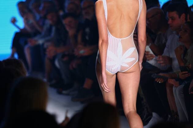 October 27, 2016 - Sao Paulo, Brazil - Model presents creation by Helo Rocha, during the Sao Paulo Fashion Week, winter 2017 edition, this Thursday , in Sao Paulo, Brazil. Sao Paulo Brazil - ZUMAl146 20161027_zaf_l146_003
