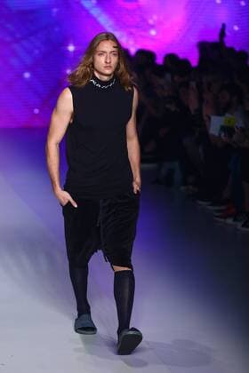 October 27, 2016 - Sao Paulo, Brazil - Model presents creation by Ratier, during the Sao Paulo Fashion Week, winter 2017 edition, this Thursday , in Sao Paulo, Brazil. Sao Paulo Brazil - ZUMAl146 20161027_zaf_l146_067
