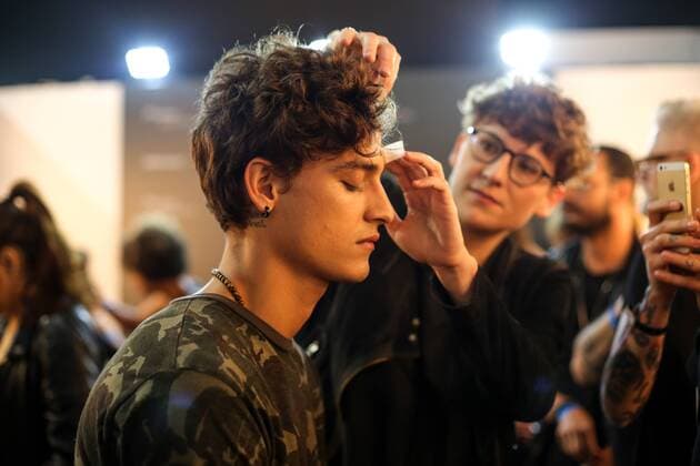 Sao Paulo Fashion Week - backstage SÃO PAULO, SP - 27.10.2016: SPFW N42 - Backstage Ratier during SPFW N2 held on Thursday (27) in São Paulo, SP. x1221572x  BrunaxMarques