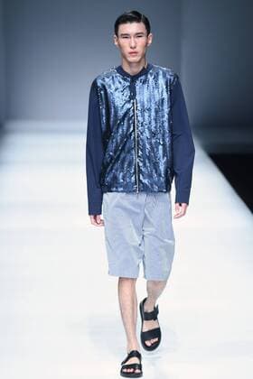 October 28, 2016 - Beijing, Beijing, China - Beijing,CHINA-October 27 2016: (EDITORIAL USE ONLY. CHINA OUT) A model presents a creation of SIVICO at the China Fashion Week in Beijing. The SIVICO collections are released at the China Fashion Week (S S 2017) in Beijing, October 27th, 2016. Beijing China  - ZUMAs145 20161028_zaa_s145_022