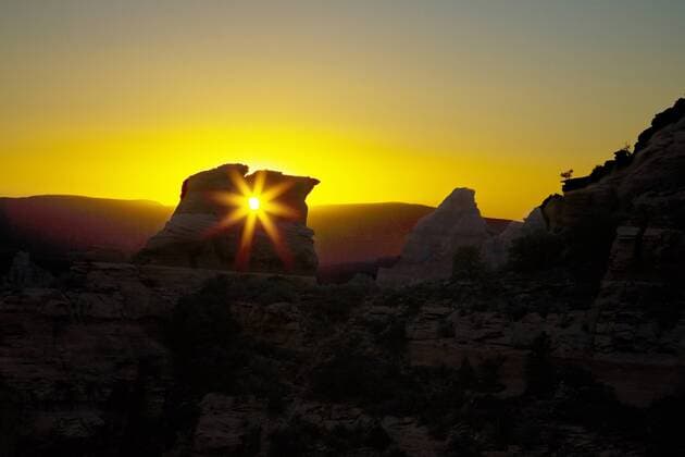 AZ, Arizona, Sedona, Red Rock Country, Sunset at Kissing Rocks  Copyright: xJamiexandxJudyxWildx xDanitaxDelimont US03 JWI0223