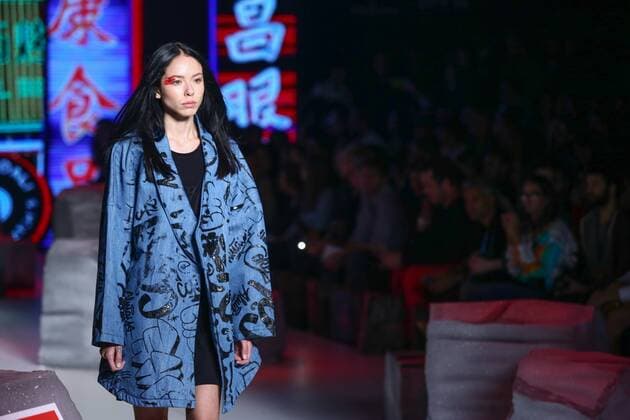 October 28, 2016 - Sao Paulo, Brazil - Model presents creation by Coca Cola Jeans, during the Sao Paulo Fashion Week, winter 2017 edition, this Friday , in Sao Paulo, Brazil. Sao Paulo Brazil - ZUMAl146 20161028_zaf_l146_029