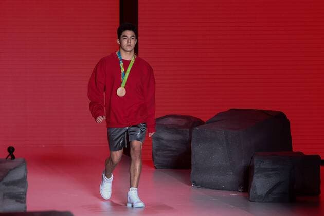 October 28, 2016 - Sao Paulo, Brazil - ARTHUR MARIANO, olympic medalist, during the Coca Cola Jeans parade, at Sao Paulo Fashion Week, winter 2017 edition, this Friday , in Sao Paulo, Brazil. Sao Paulo Brazil - ZUMAl146 20161028_zaf_l146_033