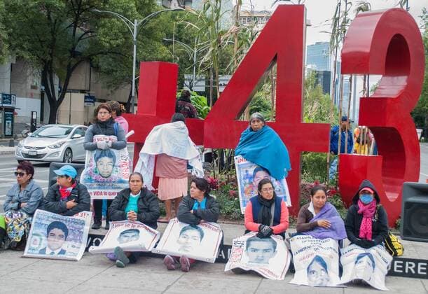 Mexiko - Protest von Angehörigen und Freunden der 43 verschwundenen Studenten October 28, 2016 - Mexico  - ZUMAu78_ 20161028_zaf_u78_023