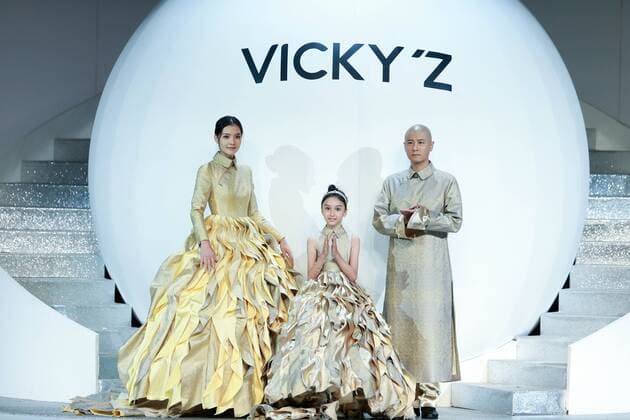BEIJING, CHINA - OCTOBER 29: Actor Ren Zhong and two models showcase designs on the runway at Vicky Zhang Collection during the Mercedes-Benz China Fashion Week Spring Summer 2017 at the Banquet Hall of Beijing Hotel on October 29, 2016 in Beijing, China.  CFP494616492