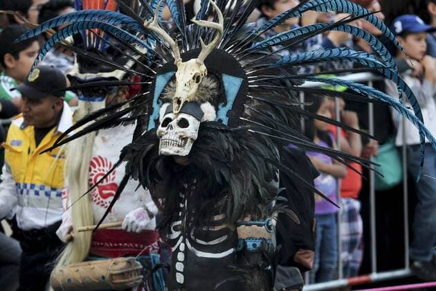 Day of the Dead Parade in Mexiko Stadt October 29, 2016 - Mexico - EUM20161029NAC06.JPG .CIUDAD DE MEXICO TraditionsTradiciones-CDMX.- Aspectos del primer Magno Desfile de Dia de Muertos, 29 de octubre de 2016.  - ZUMAu78_ 20161029_zaf_u78_088