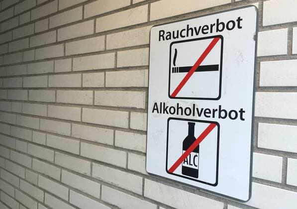 Rauchverbot und Alkoholverbot auf Hamburgs Bahnhöfen 23.09.2016