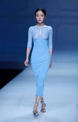 BEIJING, CHINA - OCTOBER 30: A model showcases designs on the runway at Snow Lotus collection by Tanya Wang during the Mercedes-Benz China Fashion Week Spring Summer 2017 at Banquet Hall of Beijing Hotel on October 30, 2016 in Beijing, China.  CFP494679687