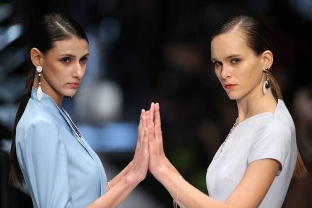 October 30, 2016 - Beijing, Beijing, China - Beijing,CHINA-October 30 2016: (EDITORIAL USE ONLY. CHINA OUT) ..Models present creations of Zoul at the China Fashion Week in Beijing, October 30th, 2016. Beijing China  - ZUMAs145 20161030_zaa_s145_001