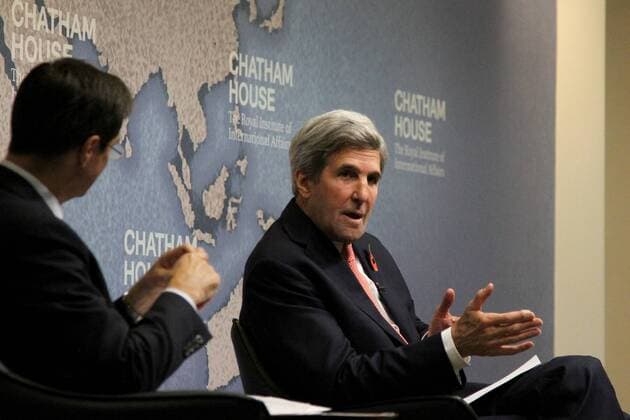 United Kingdom: John Kerry receives Chatham House Prize 2016 US Secretary of State John Kerry speaking at Chatham House in London, after receiving the Chatham House Prize 2016. Kerry and Iranian Minister of Foreign Affairs Dr Mohammad Javad Zarif were jointly awarded the prize in recognition of their crucial roles in successfully negotiating the historic nuclear deal between Iran and the P5+1.  DominicxDudley