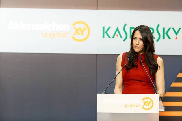 01.11.2016, Berlin, Deutschland, GER, XY-Preisverleihung 2016 - Gemeinsam gegen das Verbrechen - im Hauptstadtstudio des ZDF. Foto: Schauspielerin Bettina Zimmermann