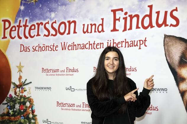 Roxana Samadi bei der Premiere des Kinofilms Pettersson und Findus 2 - Das schönste Weihnachten überhaupt im Colosseum. Berlin, 01.11.2016 Foto:xS.xGabschx xFuturexImage