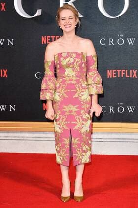 November 1, 2016 - London, London, UK - CLAIRE FOY attends the TV premiere of the new Netflix series The Crown about the reign of Queen Elizabeth II. London, UK. London UK  - ZUMAl94_ 20161101_zaf_l94_060