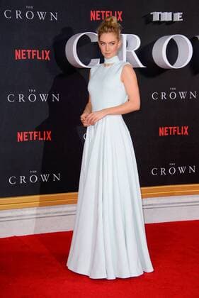 . 01 11 2016. London, United Kingdom. Vanessa Kirby attends The Crown TV series premiere.  xChrisxJosephx xi-Imagesx IIM-13723-0045