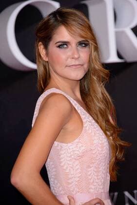 . 01 11 2016. London, United Kingdom. Gemma Oaten attends The Crown TV series premiere.  xChrisxJosephx xi-Imagesx IIM-13723-0073