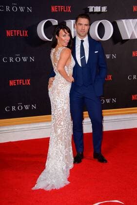 . 01 11 2016. London, United Kingdom. Guests attend The Crown TV series premiere.  xChrisxJosephx xi-Imagesx IIM-13723-0064