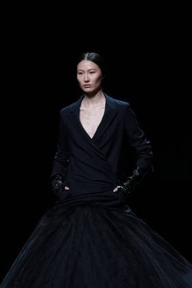 BEIJING, CHINA - NOVEMBER 01: A model showcases designs on the runway at AM.IXAM collection by Ma Ying during the Mercedes-Benz China Fashion Week Spring Summer 2017 at Banquet Hall of Beijing Hotel on November 1, 2016 in Beijing, China.  CFP494828334