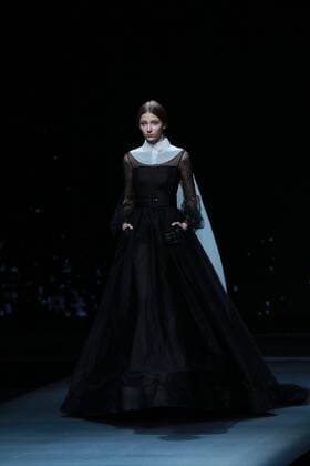 BEIJING, CHINA - NOVEMBER 01: A model showcases designs on the runway at AM.IXAM collection by Ma Ying during the Mercedes-Benz China Fashion Week Spring Summer 2017 at Banquet Hall of Beijing Hotel on November 1, 2016 in Beijing, China.  CFP494828341
