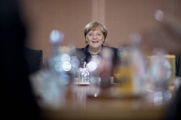 Angela Merkel, Kabinett DEU, Deutschland, Germany, Berlin, 02.11.2016 Angela Merkel, Bundeskanzlerin und Bundesvorsitzende der CDU, vor der Kabinettssitzung im Berliner Kanzleramt. Angela Merkel, Chancellor and leader of the CDU, during a cabinet meeting at the chancellor office in Berlin.