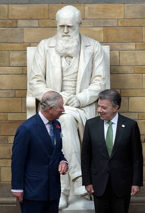 . 02 11 2016. London, United Kingdom. HRH Prince Charles and President of the Republic of Colombia Juan Manuel Santo attend a round table discussion during an event celebrating biodiversity and scientific collaboration in Colombia at the Natural History Museum, in London,  xPOOLx xi-Imagesx IIM-13730-0017