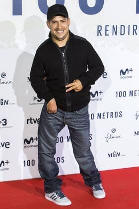 El Langui during the premier of the film 100 METROS at Capitol Cinema in Madrid, Spain. November 02, 2016.  (20161102015)