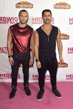 Adrian Anchondo und Adam Ramzi bei der Premiere des Kinofilms Hedwig and the Angry Inch im Hollywood Pantages Theatre. Los Angeles, 02.11.2016 Foto:xD.xStarbuckx xFuturexImage