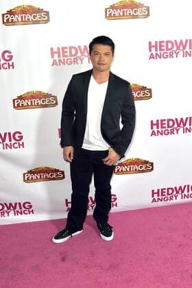 Vincent Rodriguez III bei der Premiere des Kinofilms Hedwig and the Angry Inch im Hollywood Pantages Theatre. Los Angeles, 02.11.2016 Foto:xD.xStarbuckx xFuturexImage