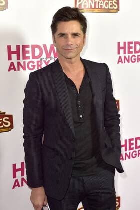 John Stamos bei der Premiere des Kinofilms Hedwig and the Angry Inch im Hollywood Pantages Theatre. Los Angeles, 02.11.2016 Foto:xD.xStarbuckx xFuturexImage