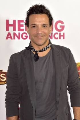 George Kotsiopoulos bei der Premiere des Kinofilms Hedwig and the Angry Inch im Hollywood Pantages Theatre. Los Angeles, 02.11.2016 Foto:xD.xStarbuckx xFuturexImage