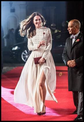 . 03 11 2016. London, United Kingdom. The Duchess of Cambridge arriving at A Street Cat Named Bob premiere in London. The Duchess of Cambridge arrives at the Curzon cinema in Mayfair, London for the premiere of the film A street cat named Bob in aid of the charity Action on Addiction of which she is a patron. ÔA Street Cat Named BobÕ tells the true story of the unlikely friendship between a young homeless busker, James Bowen, and the stray ginger cat who changes his life. The charity Action on Addiction brings help, hope and freedom to those living with addiction and those living with people who suffer problems of addiction. It is the UKÕs only charity working across the addiction field in treatment, professional education to honours degree level, support for families and children, research, and campaigns.  xi-Imagesx xPoolx IIM-13748-0029