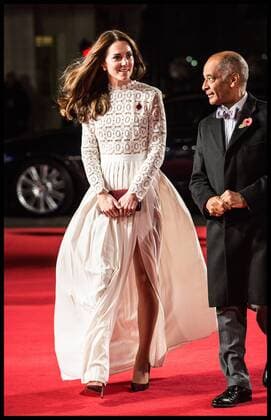 . 03 11 2016. London, United Kingdom. The Duchess of Cambridge arriving at A Street Cat Named Bob premiere in London. The Duchess of Cambridge arrives at the Curzon cinema in Mayfair, London for the premiere of the film A street cat named Bob in aid of the charity Action on Addiction of which she is a patron. ÔA Street Cat Named BobÕ tells the true story of the unlikely friendship between a young homeless busker, James Bowen, and the stray ginger cat who changes his life. The charity Action on Addiction brings help, hope and freedom to those living with addiction and those living with people who suffer problems of addiction. It is the UKÕs only charity working across the addiction field in treatment, professional education to honours degree level, support for families and children, research, and campaigns.  xi-Imagesx xPoolx IIM-13748-0031