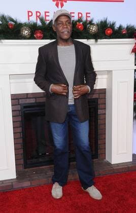 Filmpremiere Almost Christmas in Los Angeles November 3, 2016 - Westwood, CA, United States - 03 November 2016 - Westwood, California. Danny Glover. Premiere Of Universal s Almost Christmas held at Regency Village Theatre. Photo Credit: AdMedia Westwood United States - ZUMAa123 20161103_zaa_a123_087