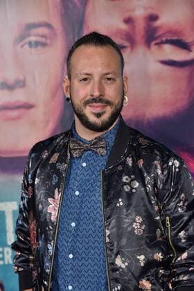 Der Regisseur Jakob M. ERWA posiert am 03.11.2016 in Köln bei der Premiere des Films Die Mitte der Welt