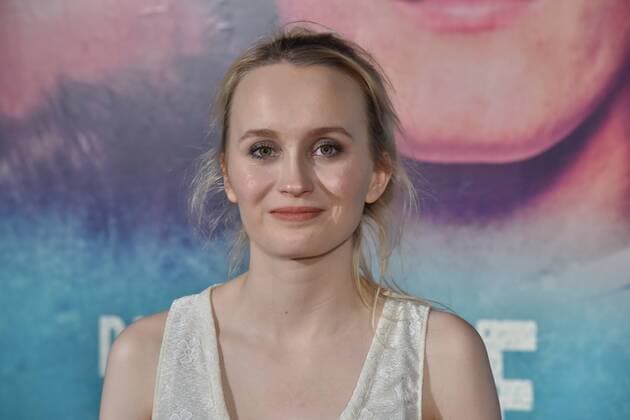 Die Schauspielerin Ada Philine Stappenbeck posiert am 03.11.2016 in Köln bei der Premiere des Films Die Mitte der Welt