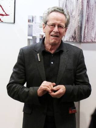 Erfurt - artthuer 05.11.16 , Erfurt, Messehalle, 10. artthuer, Kunstmesse in Thüringen mit Thüringer Künstlern im Bild: Rolf Lindner gewinnt den Kunstpreis