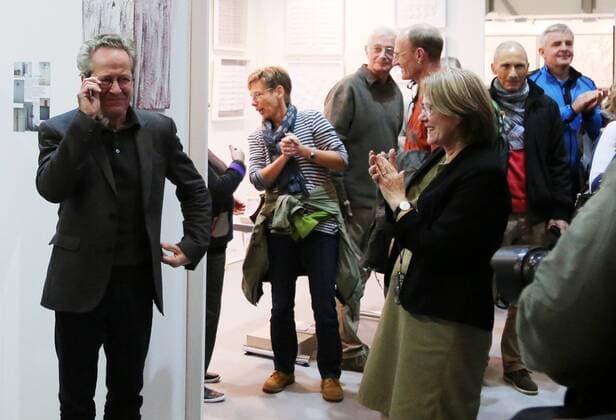 Erfurt - artthuer 05.11.16 , Erfurt, Messehalle, 10. artthuer, Kunstmesse in Thüringen mit Thüringer Künstlern im Bild: Rolf Lindner gewinnt den Kunstpreis