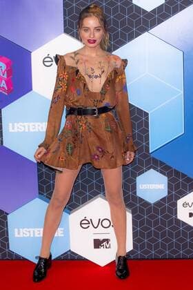 Sonya Esman arrives at the MTV Europe Music Awards in Rotterdam, The Netherlands on November 6, 2016.  ROT20161106806 SVENxHOOGERHUIS