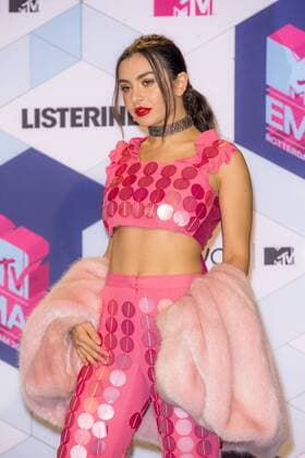 Charli XCX arrives at the MTV Europe Music Awards in Rotterdam, The Netherlands on November 6, 2016.  ROT20161106883 SVENxHOOGERHUIS