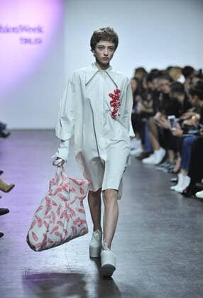 (161106) -- TBILISI, Nov. 6, 2016 -- A model presents a creation by Dalood from Georgia during the Mercedes-Benz Fashion Week in Tbilisi, capital of Georgia, on Nov. 6, 2016. ) GEORGIA-TBILISI-FASHION WEEK KulumbegashvilixTamuna 