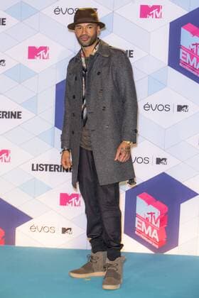 Mr Probz arrives in the photo room during the MTV Europe Music Awards in Rotterdam, The Netherlands on November 6, 2016.  ROT20161106911 SVENxHOOGERHUIS