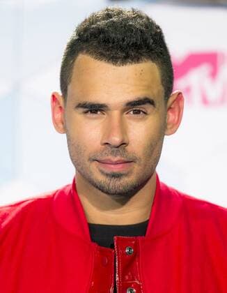 Afrojack arrives in the photo room during the MTV Europe Music Awards in Rotterdam, The Netherlands on November 6, 2016.  ROT20161106928 SVENxHOOGERHUIS