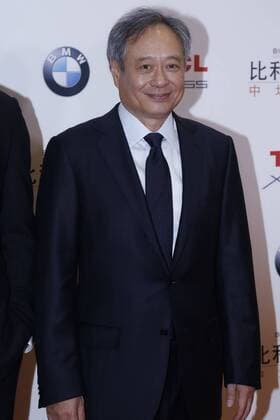 Billy Lynns Long Halftime Walk Filmpremiere in Peking BEIJING, CHINA - NOVEMBER 06: Director Ang Lee attends the premiere of his film Billy Lynn s Long Halftime Walk on November 6, 2016 in Beijing, China.  CFP495115808