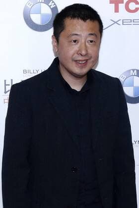 Billy Lynns Long Halftime Walk Filmpremiere in Peking BEIJING, CHINA - NOVEMBER 06: Director Jia Zhangke attends the premiere of director Ang Lee s film Billy Lynn s Long Halftime Walk on November 6, 2016 in Beijing, China.  CFP495115821