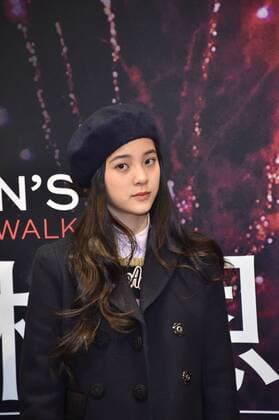 Billy Lynns Long Halftime Walk Filmpremiere in Peking BEIJING, CHINA - NOVEMBER 06: Pianist and actress Nana Ou-Yang attends the premiere of director Ang Lee s film Billy Lynn s Long Halftime Walk on November 6, 2016 in Beijing, China.  CFP495115824